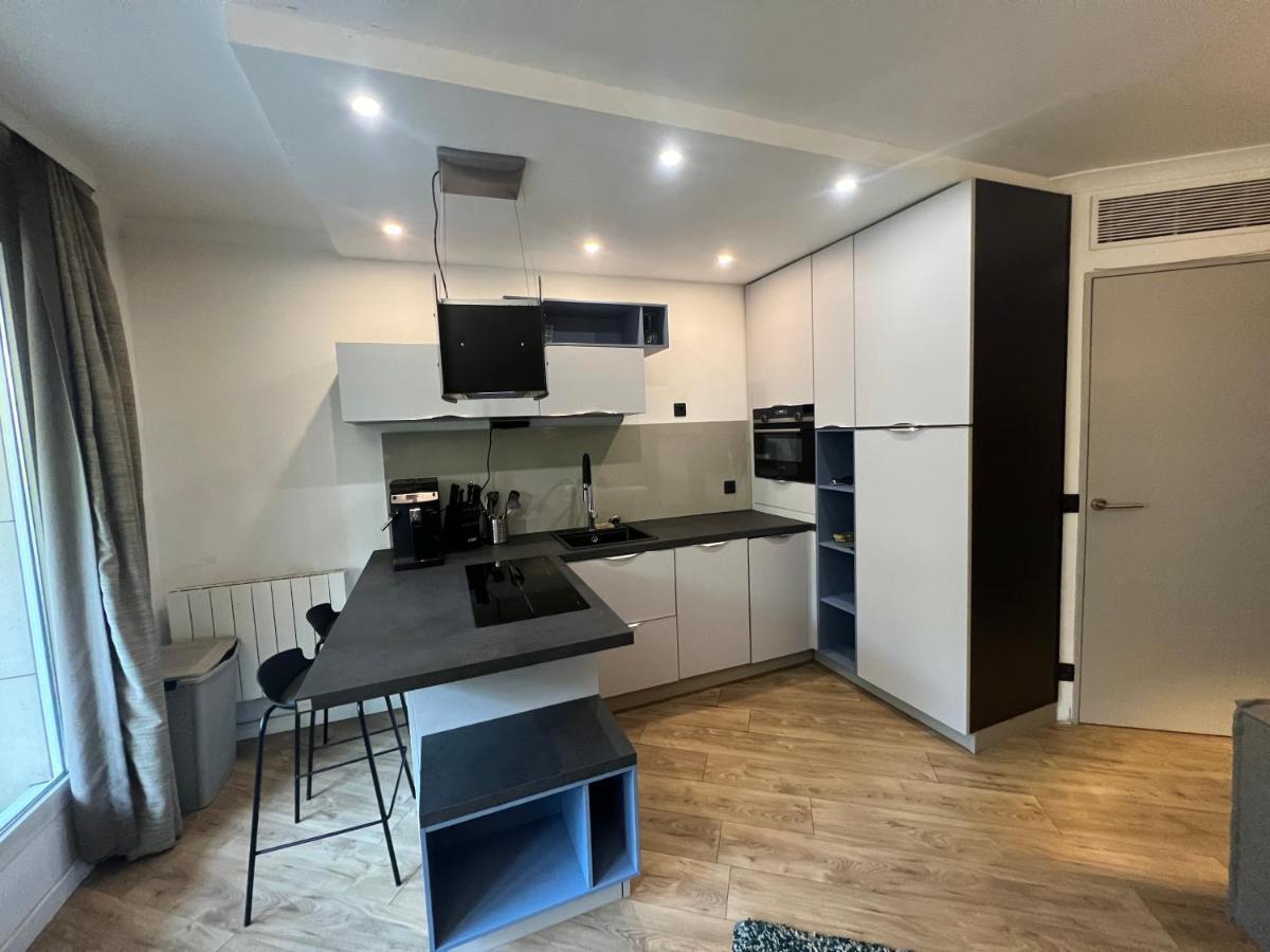 Appartement T2 / La Defense Courbevoie Exterior photo
